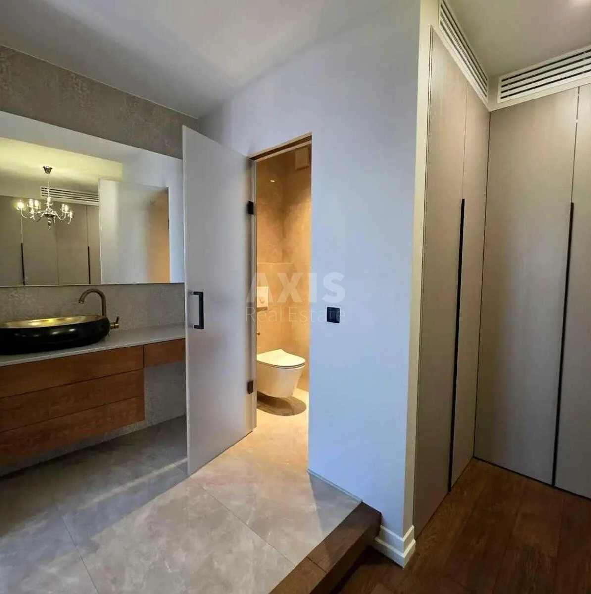 4k apartment vul. Buslivs'ka 12710739