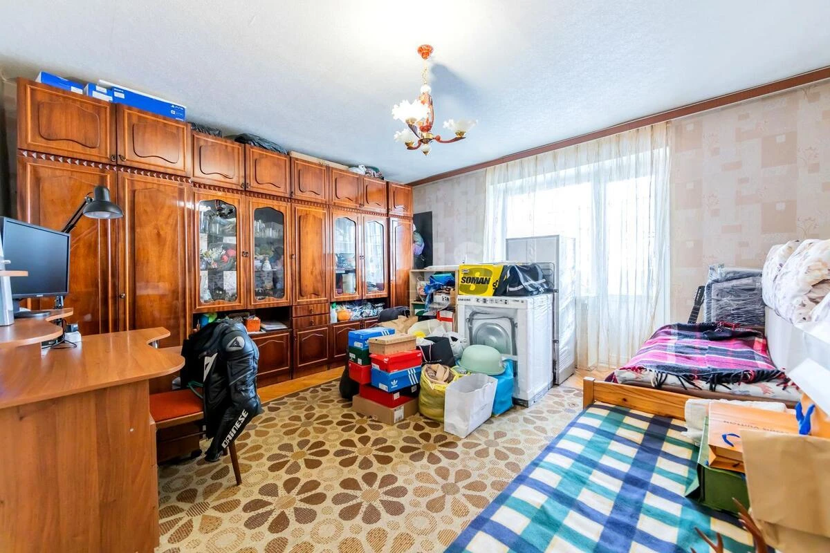 3к квартира ул. Верховинная 18665166