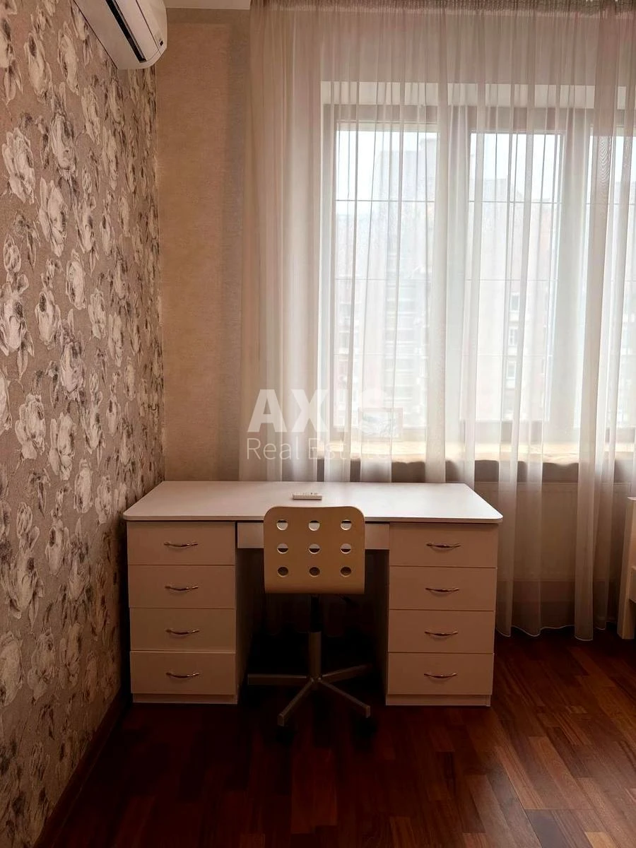 3к квартира ул. Антоновича 1036885622
