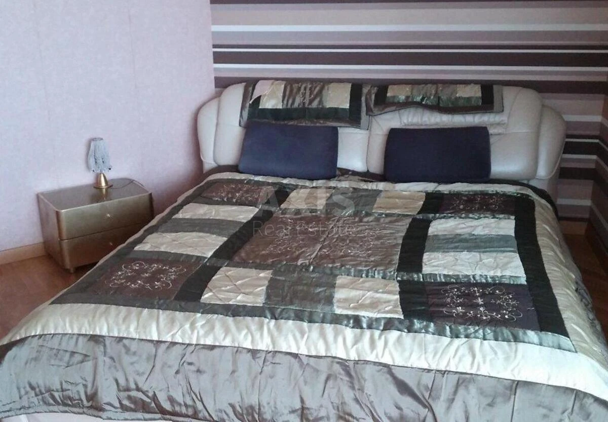 3к квартира ул. Срибнокильская 1, корп. 1690063