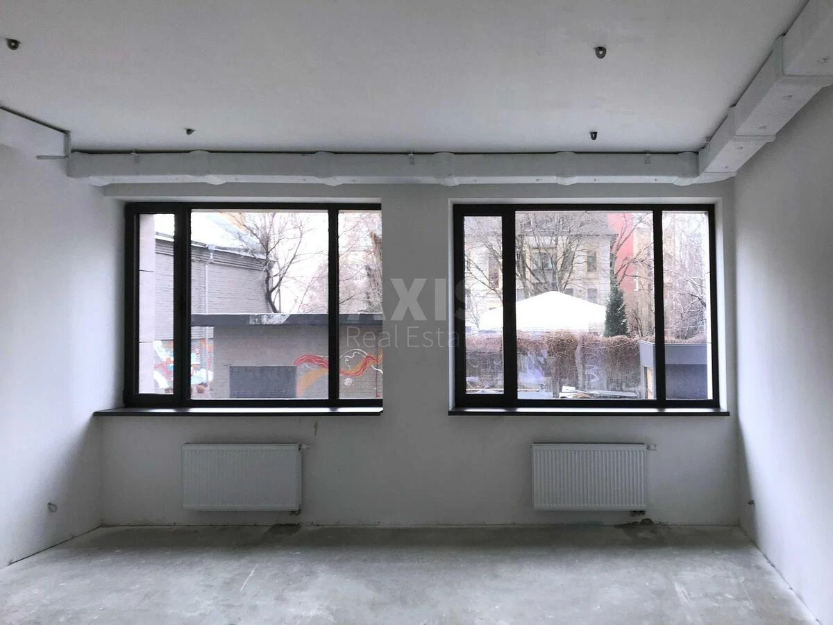 Office vul. Saksagans'kogo 53/80, 560m27003315