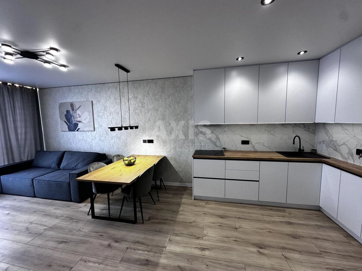 1k apartment vul. Rodyny Kristeriv 14691130