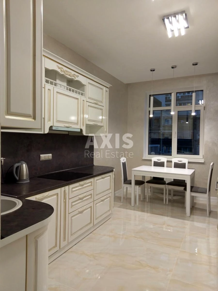 3k apartment vul. Antonovycha 13170165