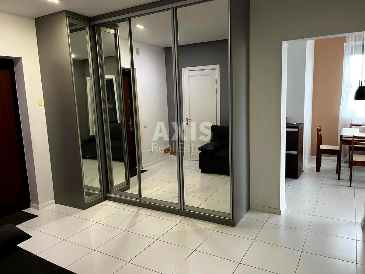 3k apartment vul. Mel'nykova fifty-one B6771613