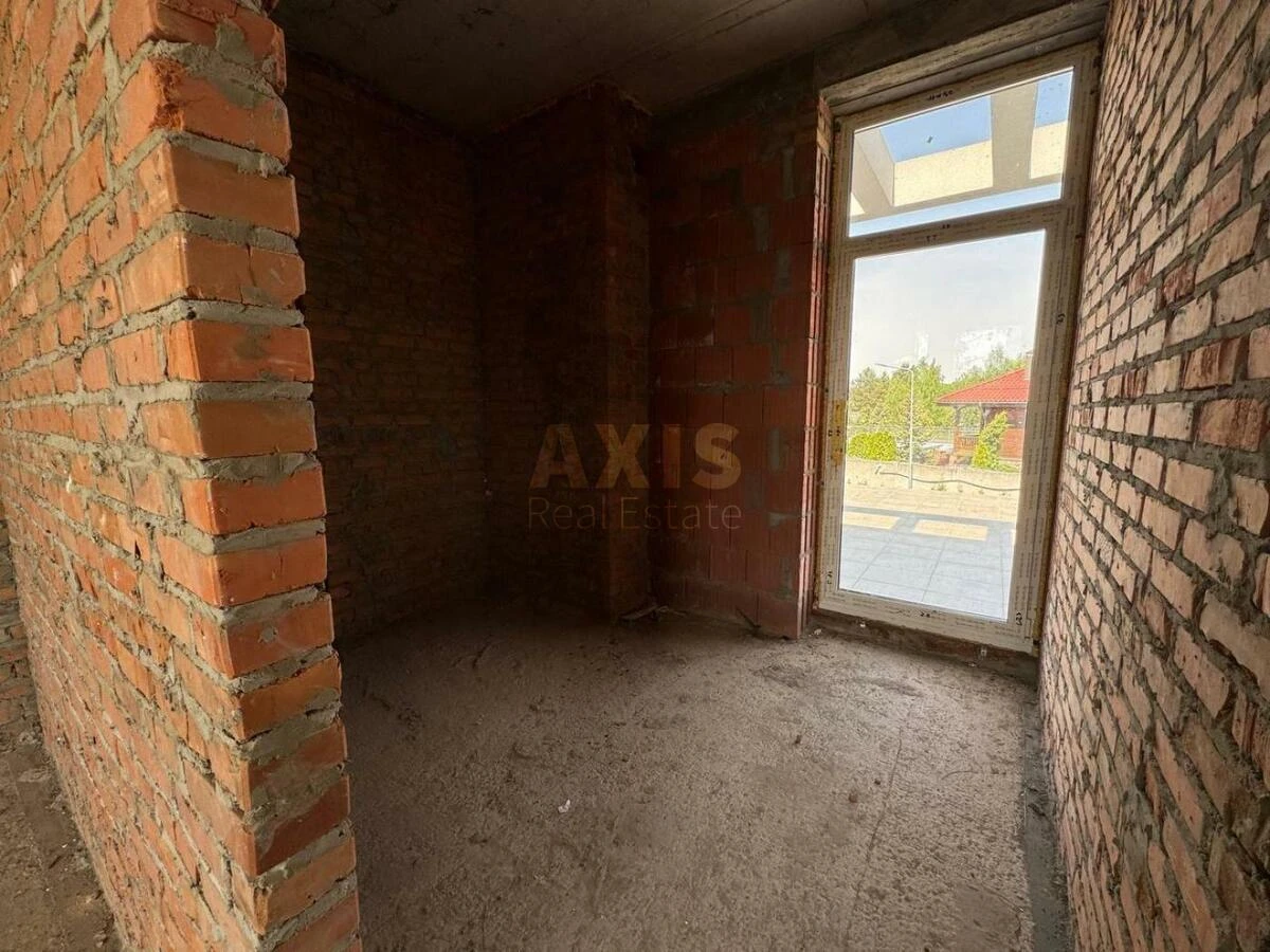 Дoм ул. Центральная, 258м2, город Киев579466