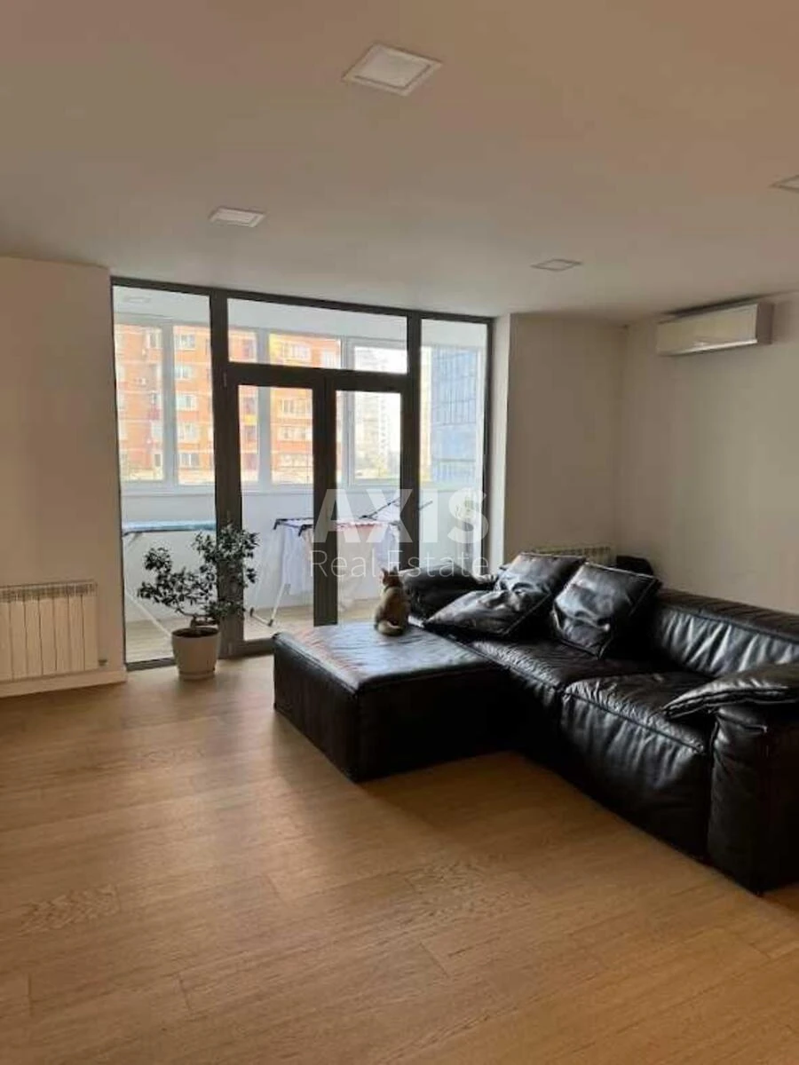 3k apartment vul. Александры Эстер 97001711