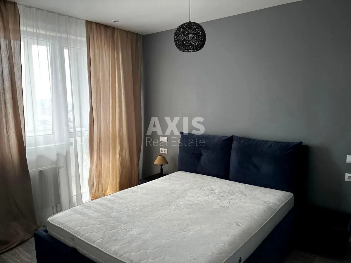 3k apartment vul. Mel'nykova fifty-one B677161
