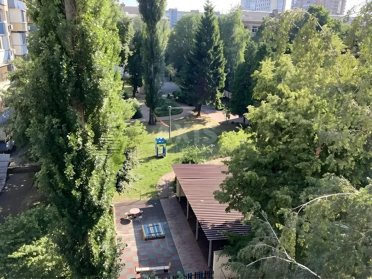 1k apartment uzv. Klovs'kyj 206887110
