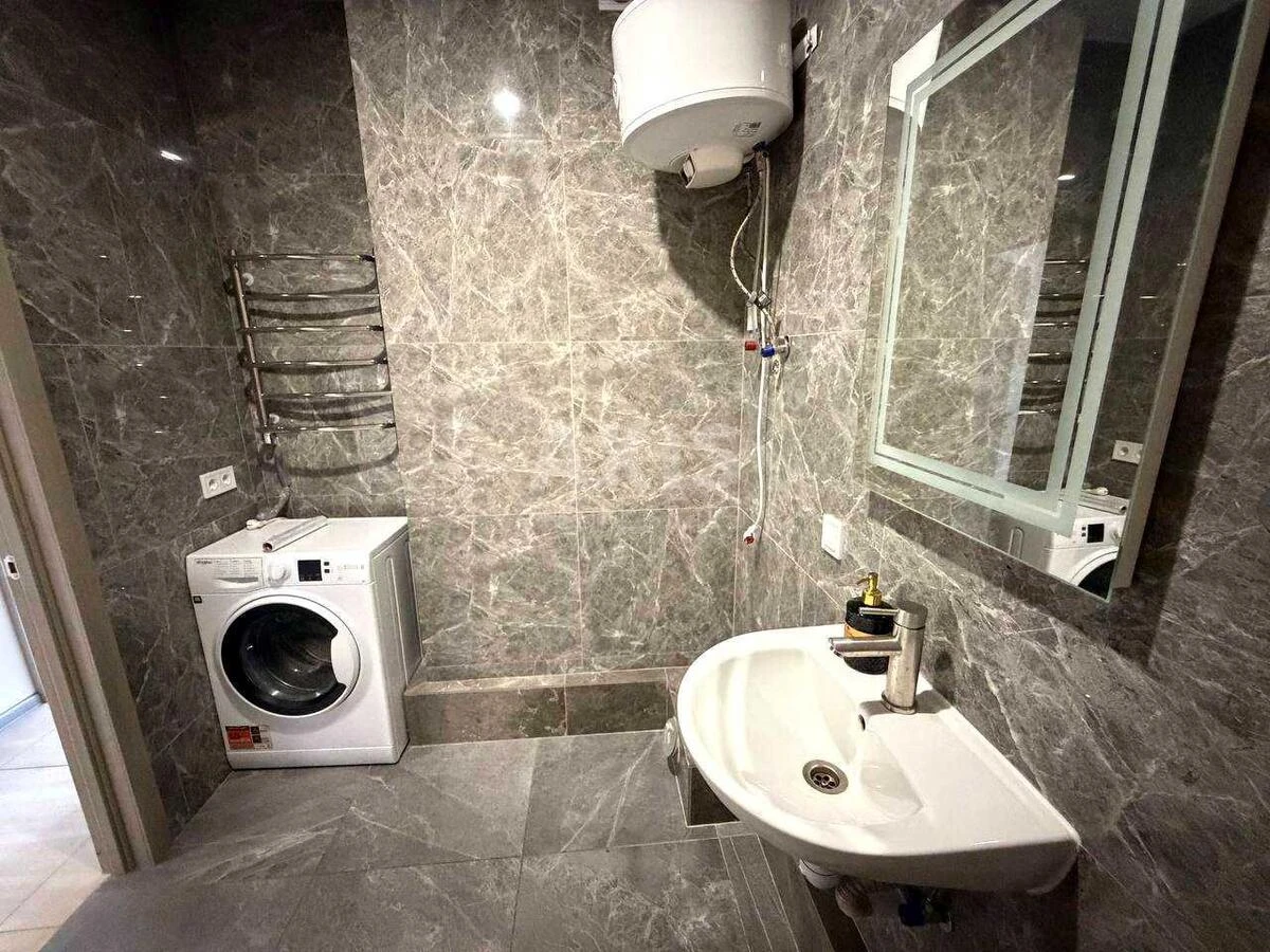 Офис ул. Центральная 21А, 84м27127913