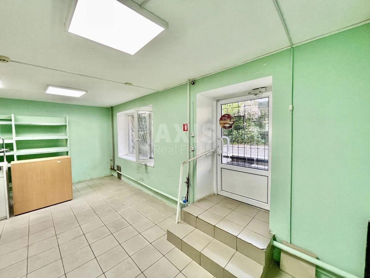 Объект торговли ул. Братьев Зеровых 14А, 40м269467
