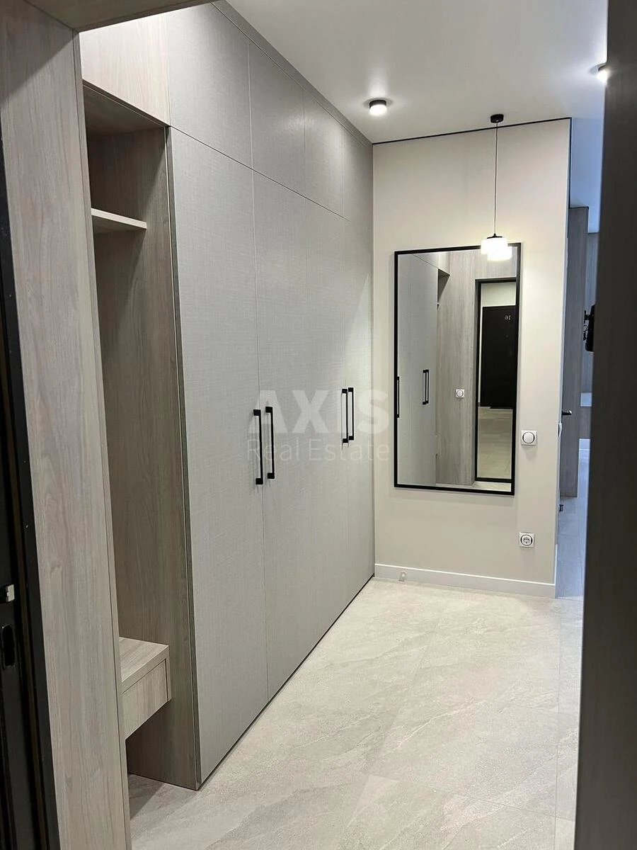 1к квартира ул. Александра Олеся 9А7137211