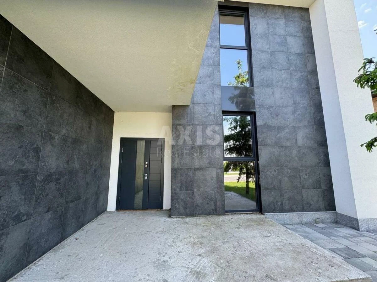 Дoм ул. Центральная, 258м2, город Киев579464