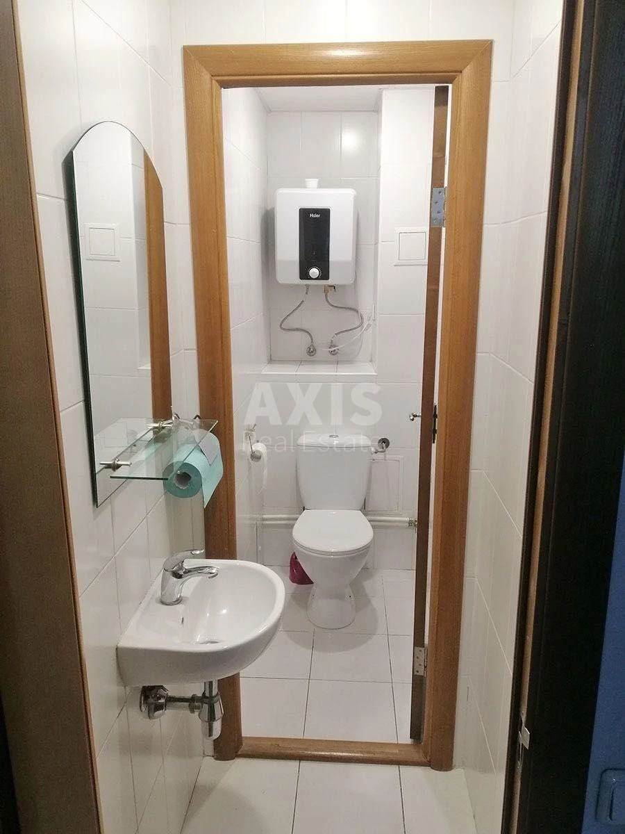 Office bul. Lesi Ukrai'nky 7Б, 155m2714329