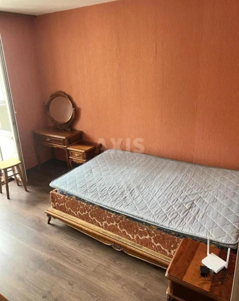 2k apartment vul. Patriarha Mstyslava Skrypnyka 9691395