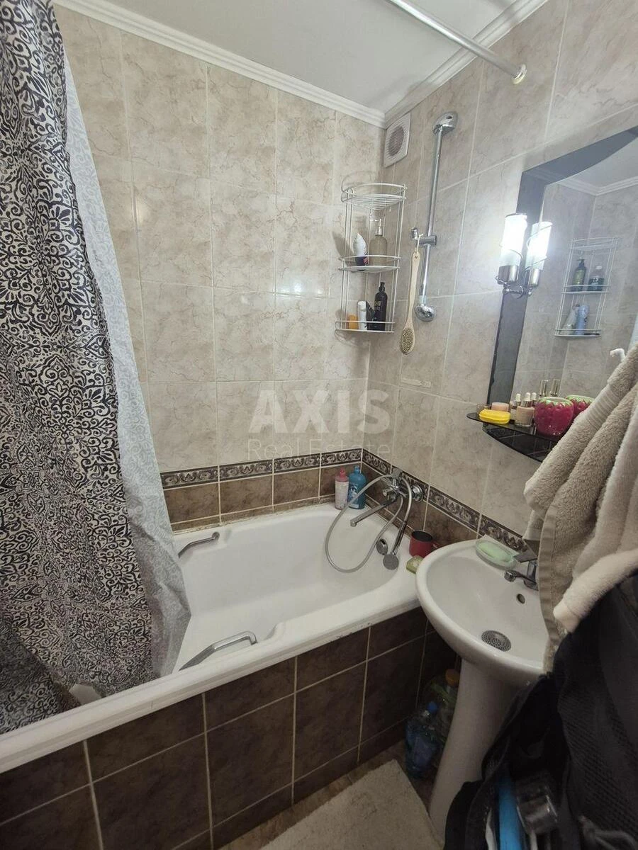 3k apartment nab. Dniprovs'ka 64/567190614