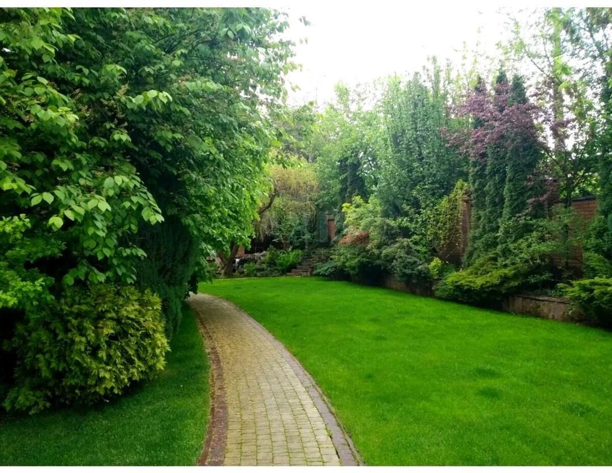 House vul. Inzhenerna, 700m2, Kyiv city693799
