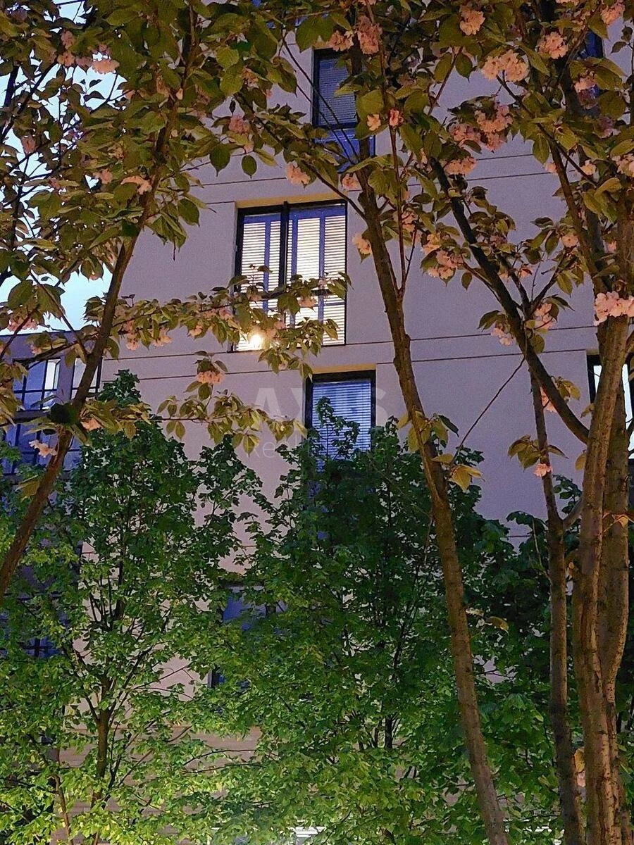 2к квартира ул. Салютная 2Б6876816