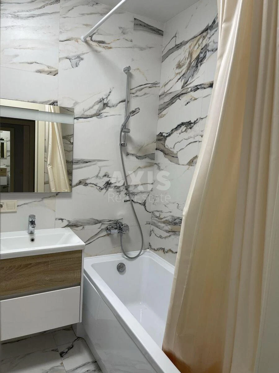 1k apartment vul. Yulia Zdanovska 34Б697025