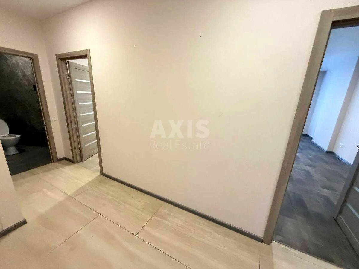 Office vul. Central'na 21А, 84m27127918