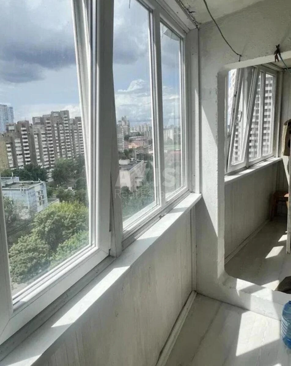 2k apartment vul. Patriarha Mstyslava Skrypnyka 9691399