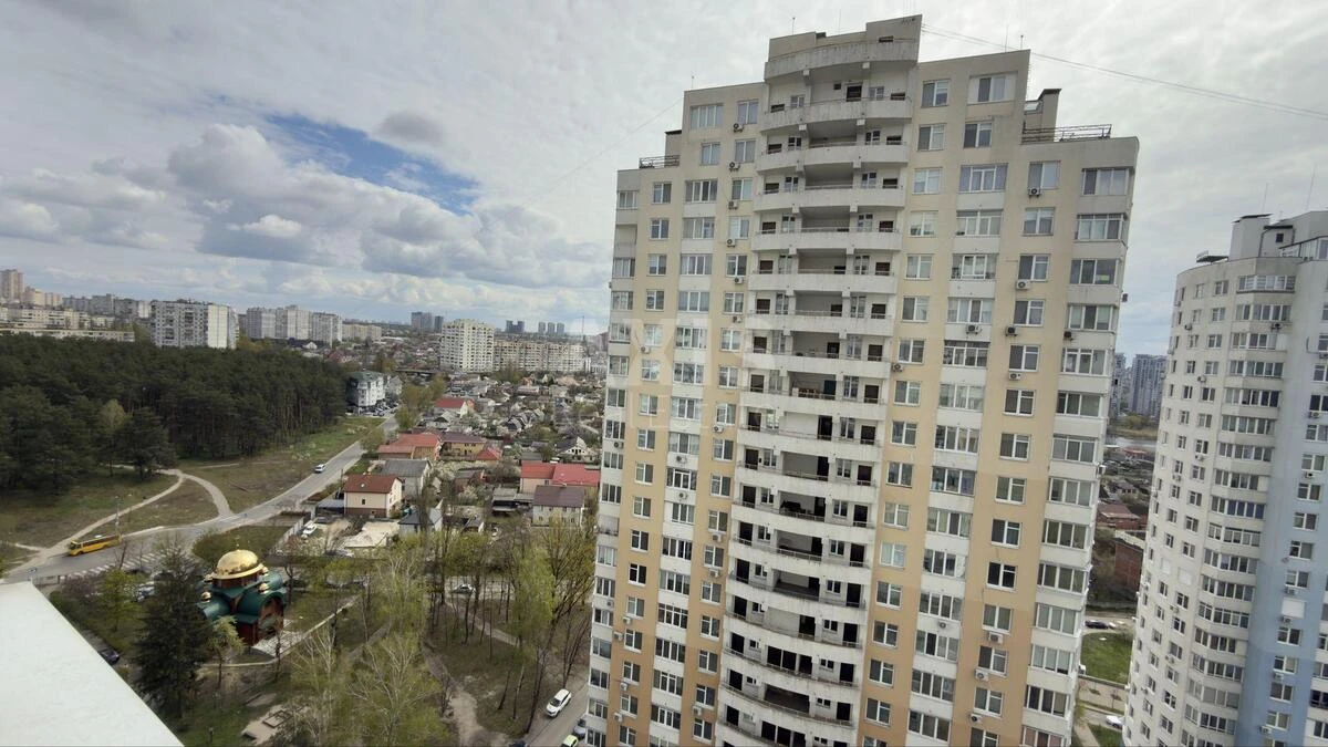 2к квартира ул. Владимира Наумовича 4А6963418