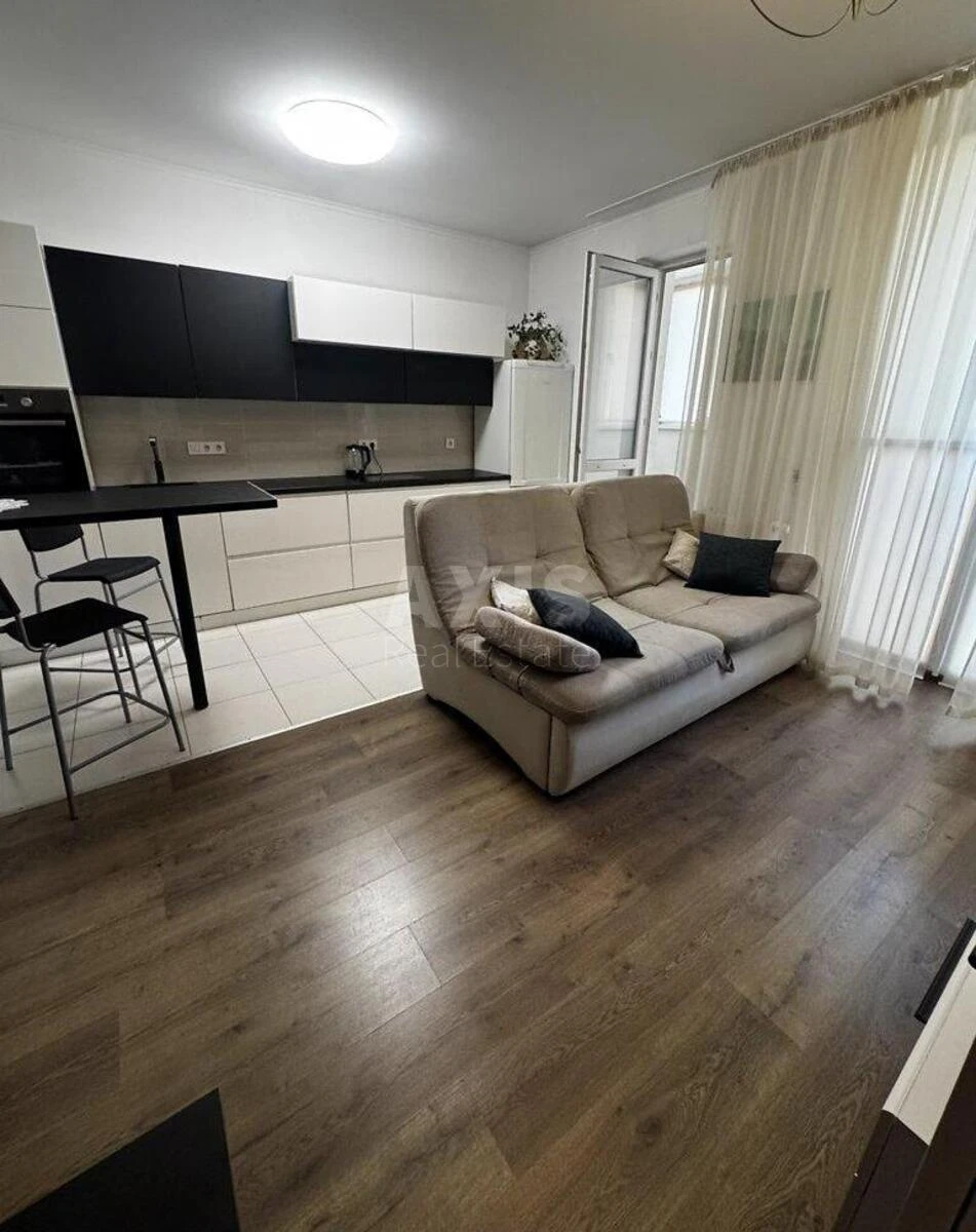 1к квартира ул. Семьи Кульженков 37695261