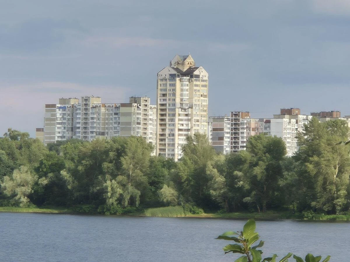 3k apartment nab. Dniprovs'ka 64/567190619