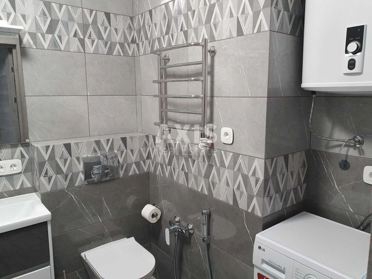 1k apartment pr-t Peremogy 67445804