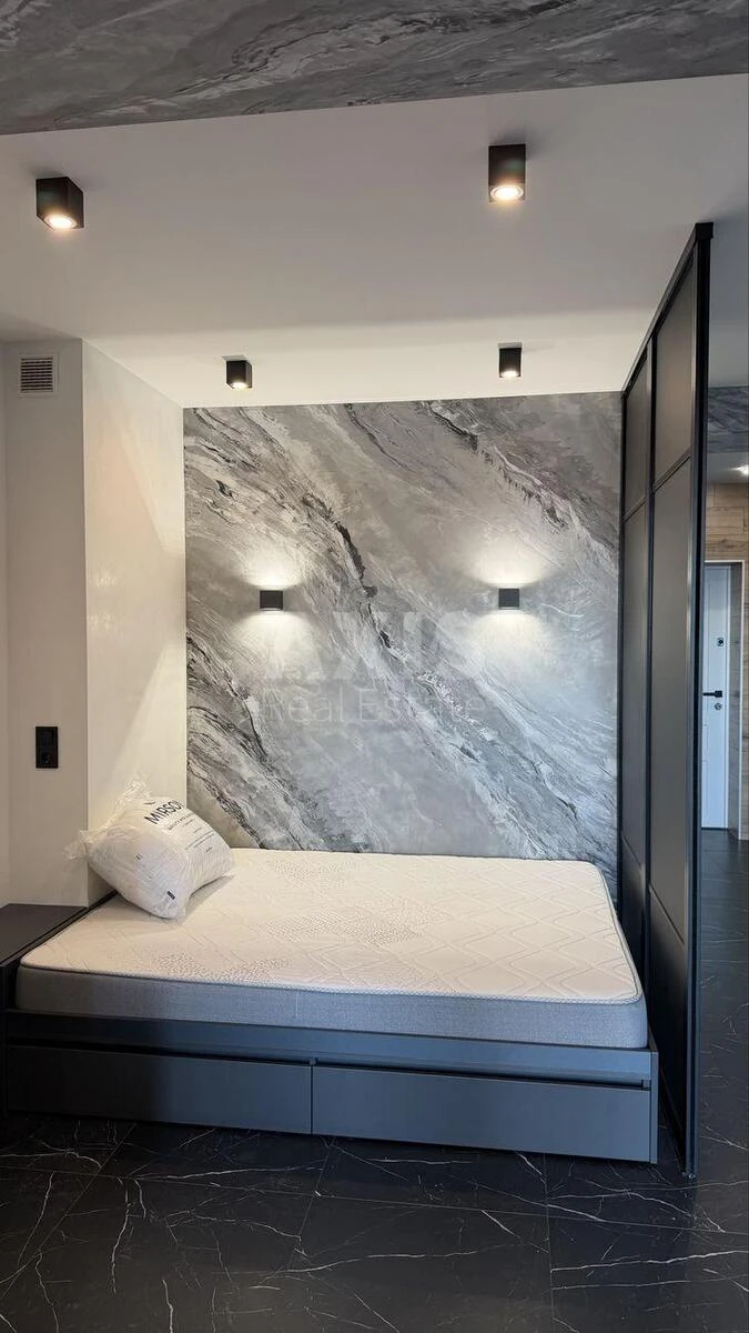 1k apartment vul. Nyzhnij Val 27/29690054