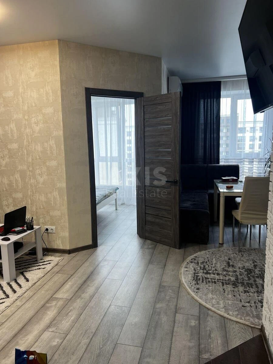 1k apartment vul. Radystiv 326840715