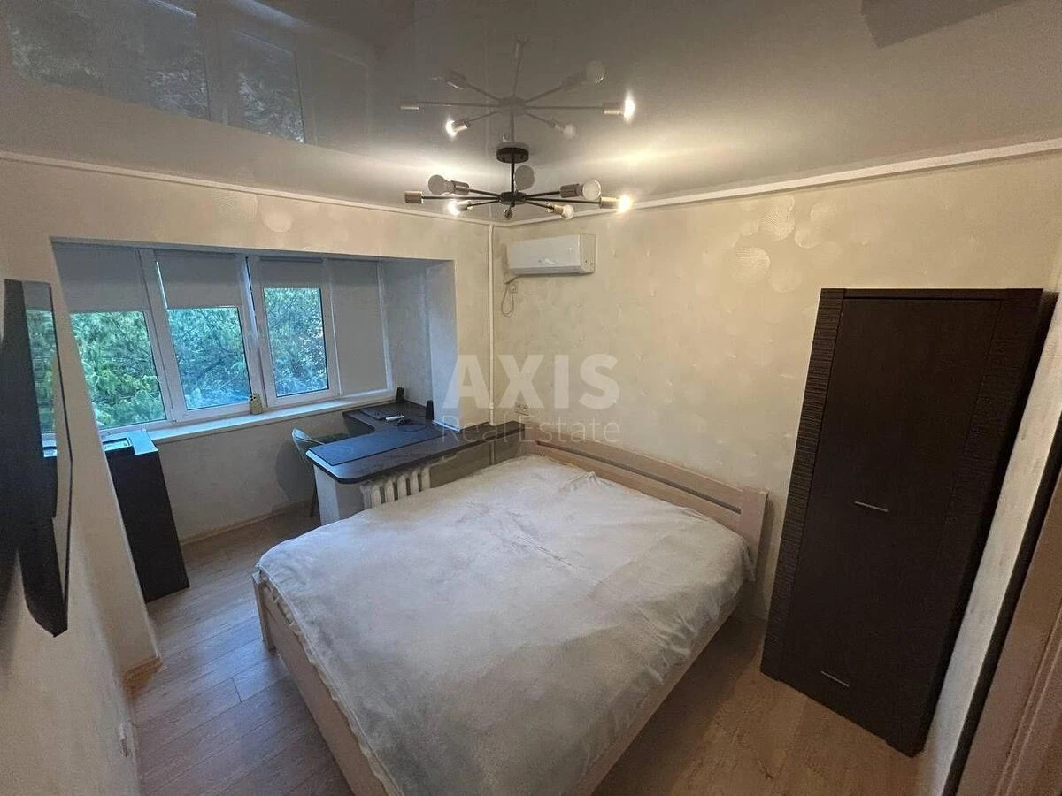 2k apartment bul. Verhovnoi' Rady 1701022