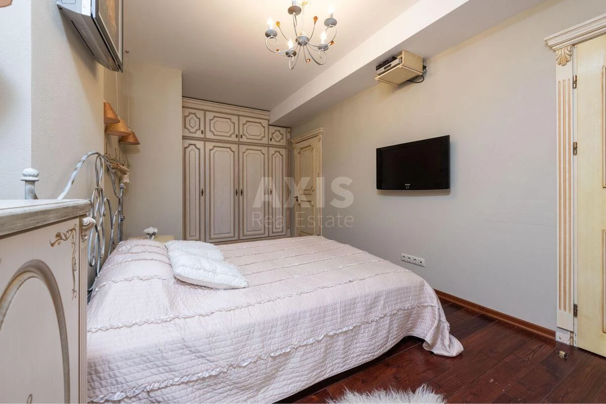 5k apartment vul. Antonovycha 8700904