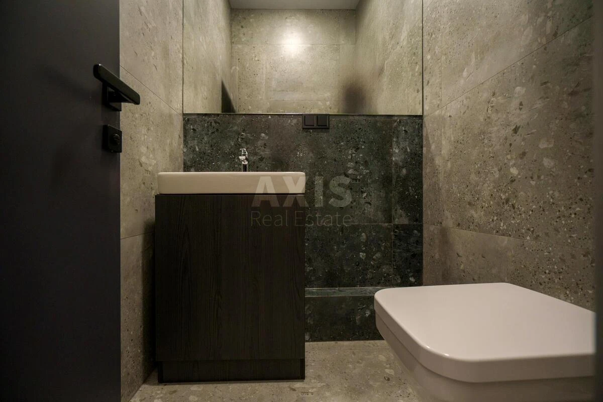 Office vul. Hmel'nyc'kogo Bogdana 51А, 570m26792115