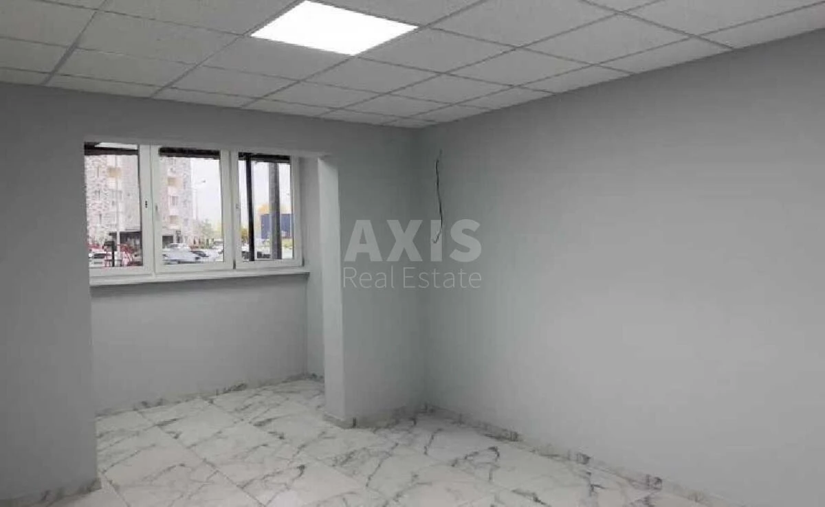 Объект торговли ул. Ревуцкого 54А, 98м2700280
