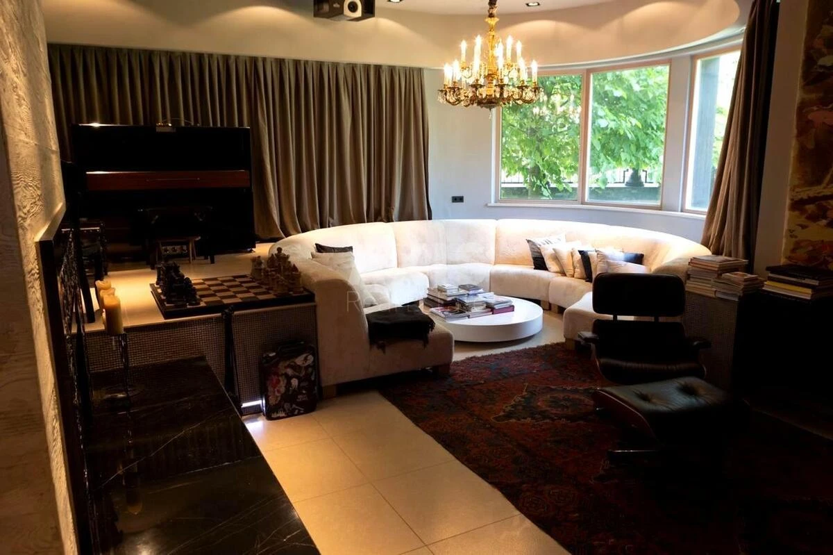 House vul. Radchenka Petra, 397m2, Kyiv city654920