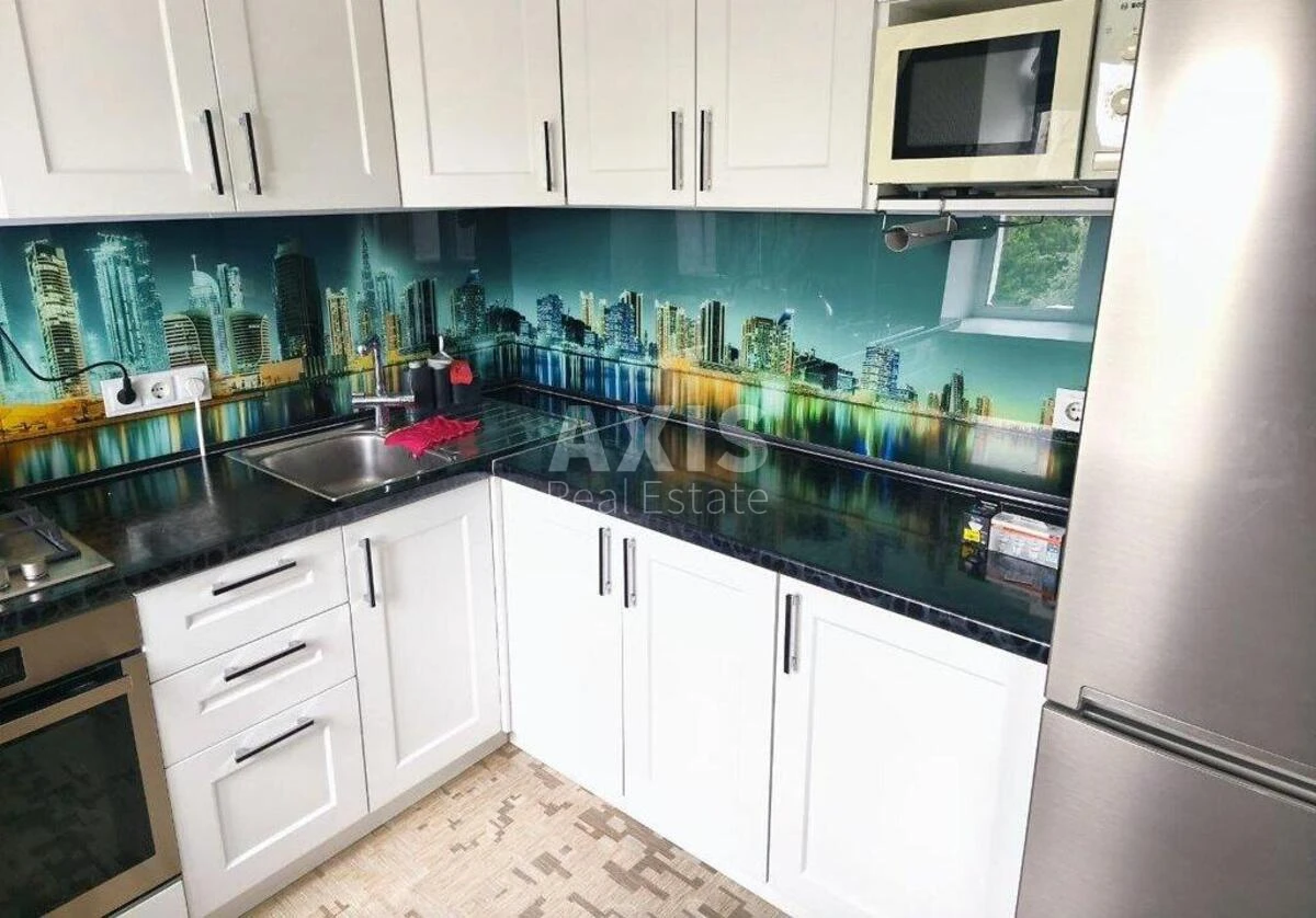 3k apartment pr-t Gagarina Jurija 2055745