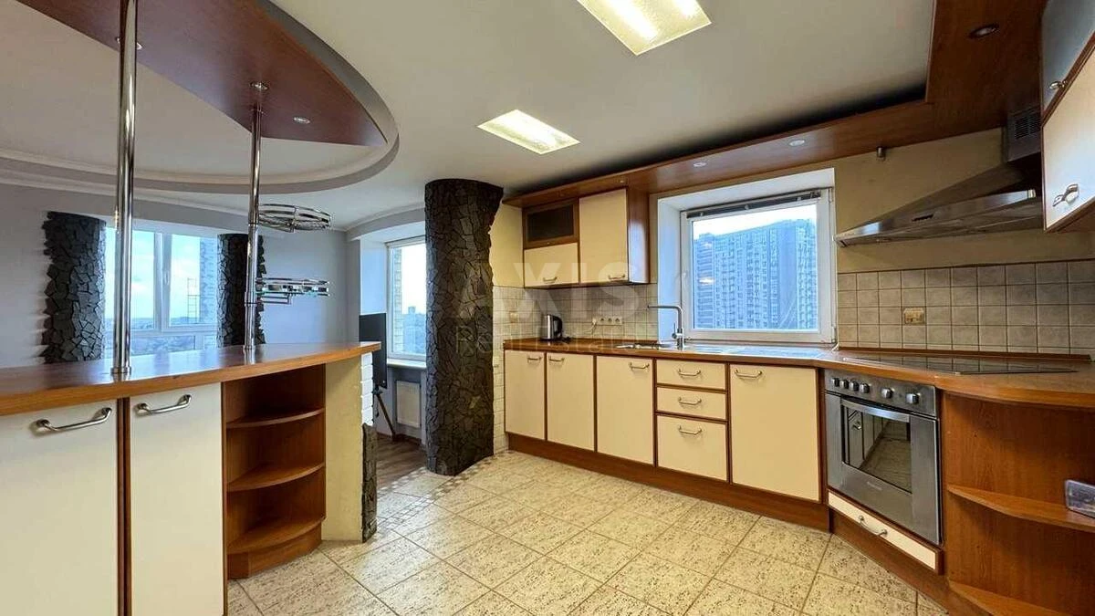 3k apartment vul. Zvirynec'ka 61А705622