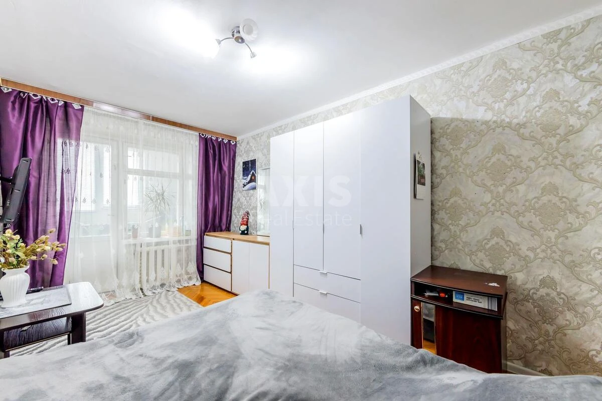 3к квартира ул. Верховинная 18665164