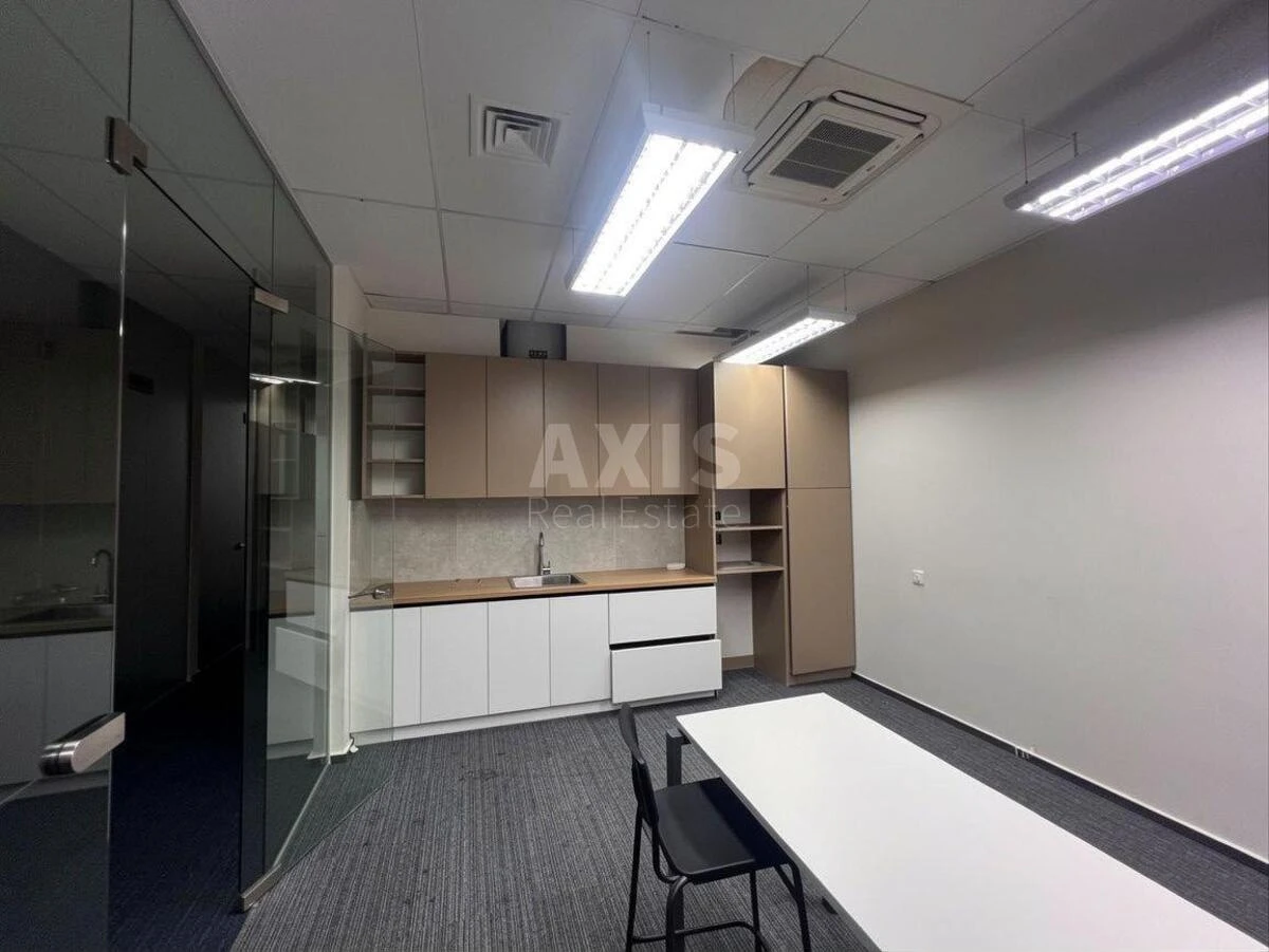 Office vul. Antonovycha 118, 962m2689495