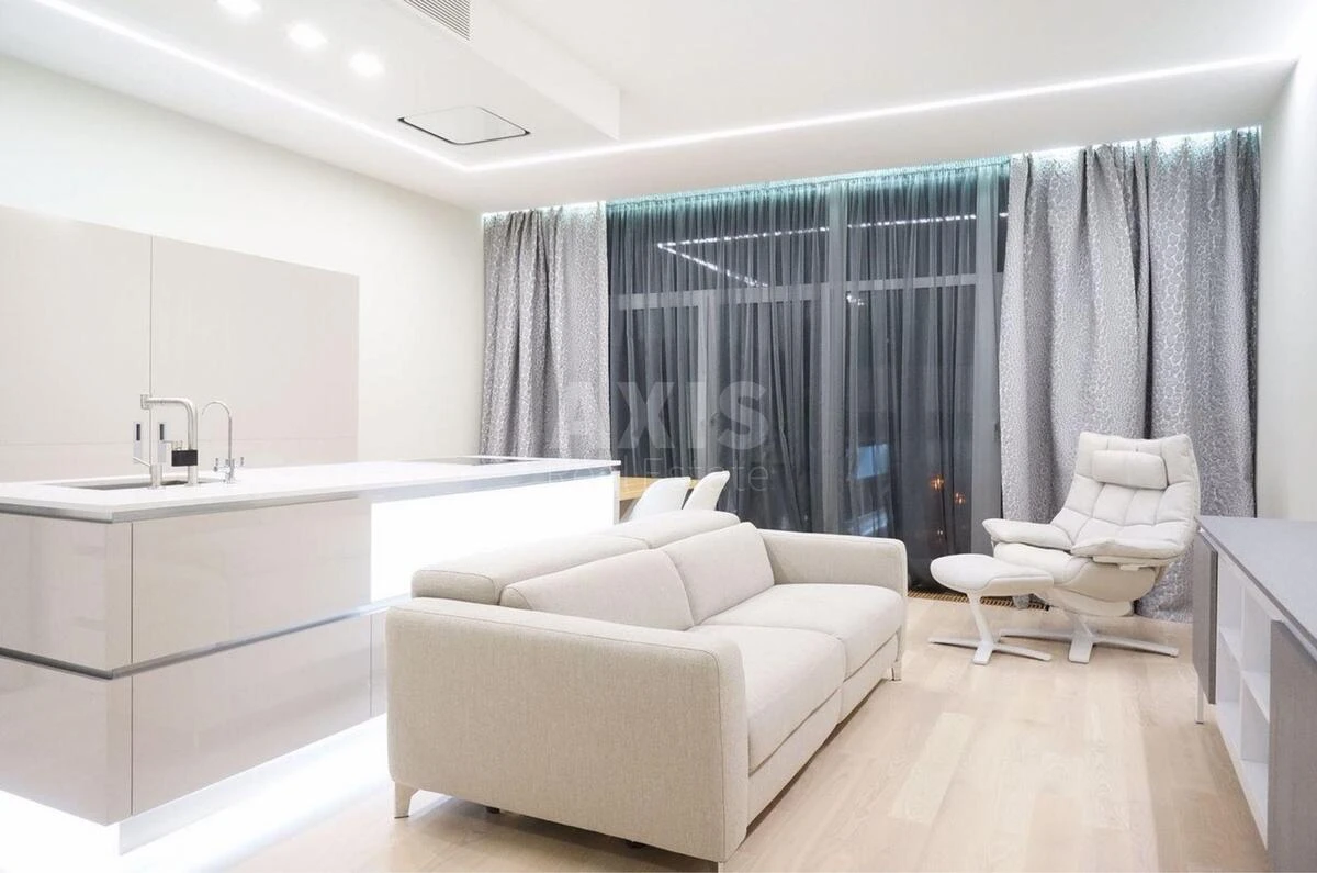 2k apartment vul. Jevgena Konoval'cja 44А69513
