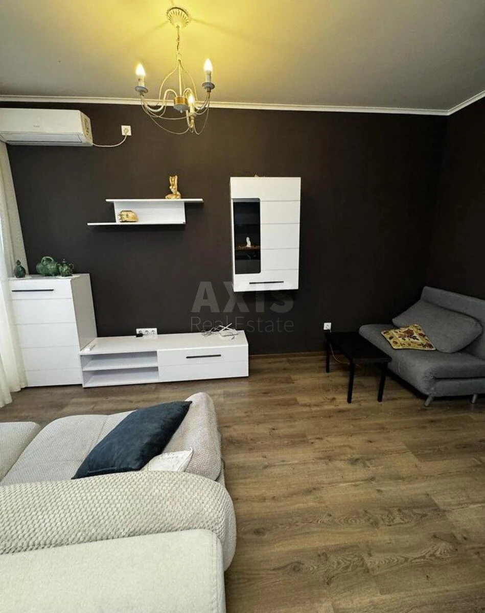 1к квартира ул. Семьи Кульженков 37695263