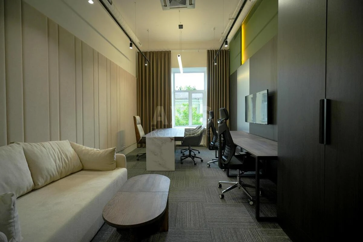 Office vul. Hmel'nyc'kogo Bogdana 51А, 570m26792118