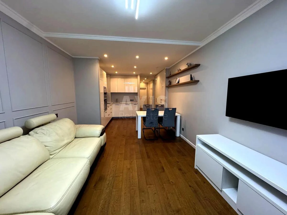 2k apartment pr-t Golosii'vs'kyj 606643412