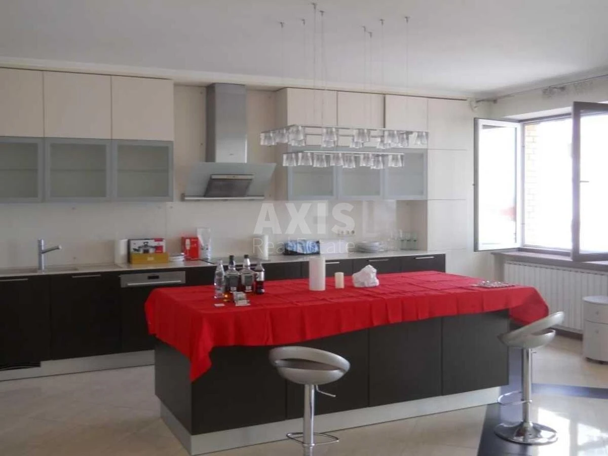 4k apartment pr-t Volodimira Іvasyuka 4699860