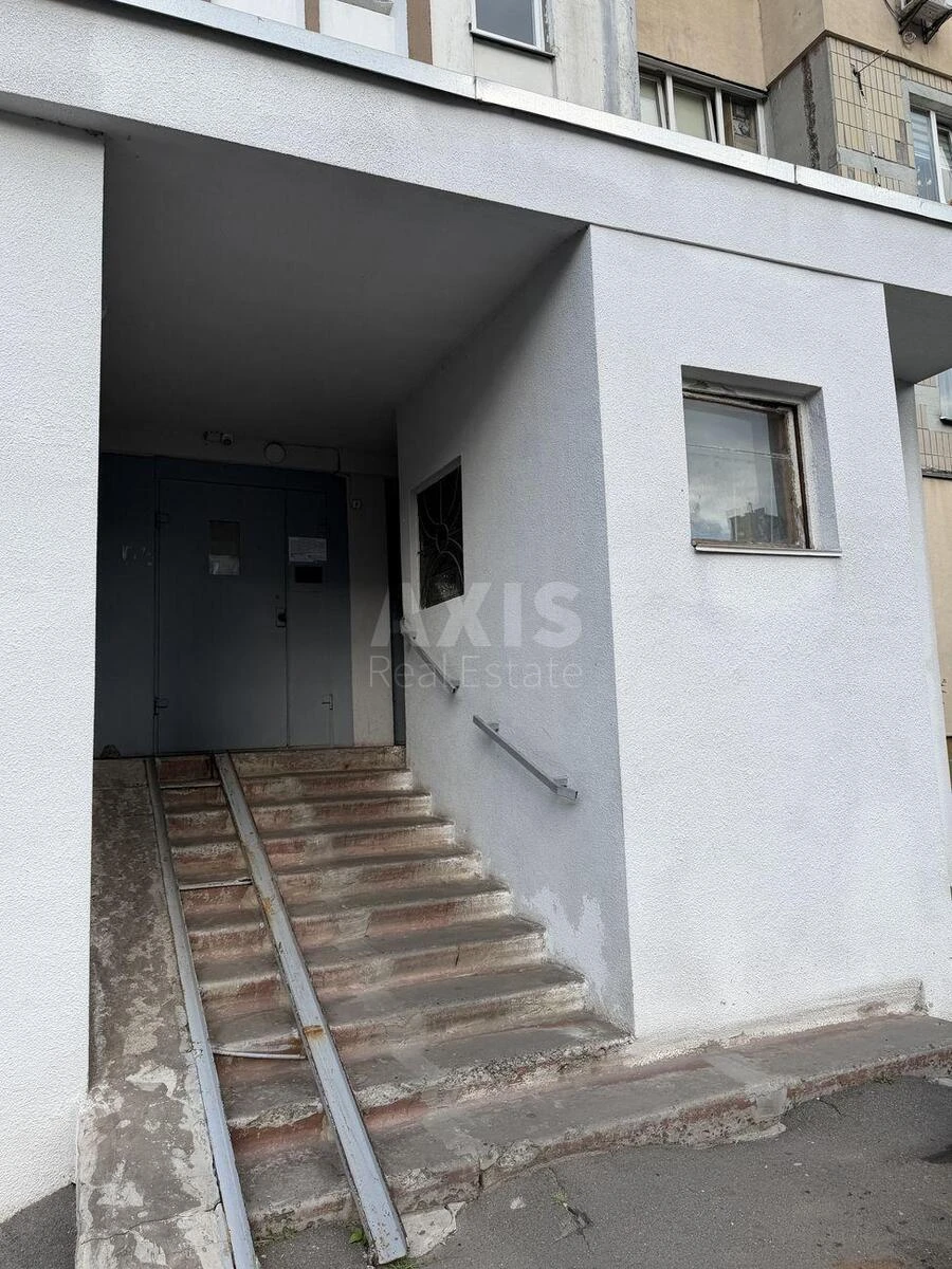 1к квартира ул. Руденко Ларисы 137013916
