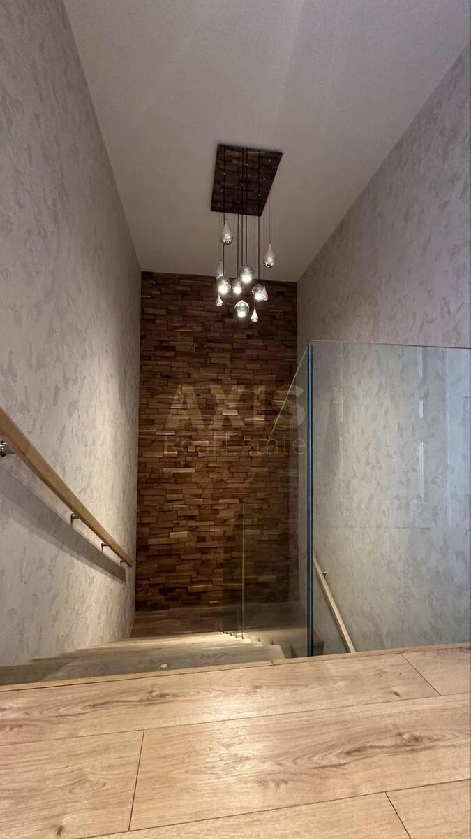 House vul. Vynogradna, 215m2, Kyiv city6919620