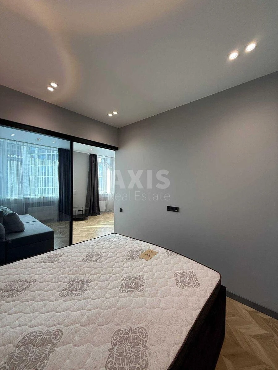 1k apartment pr-t Berestejskij 11Б692795