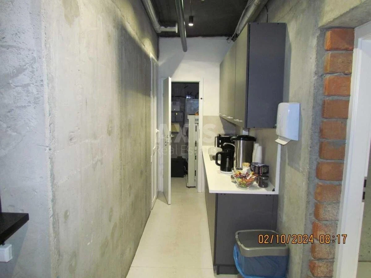 Office pr-t Berestejskij 28, 280m26996412
