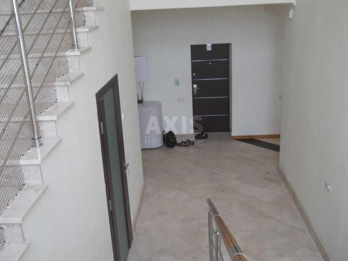4k apartment pr-t Volodimira Іvasyuka 46998617