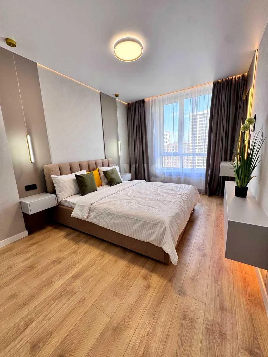 2k apartment vul. Vsevoloda Zmijenka 13706876